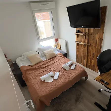 Familial Et Equipe Balcon Metro 7 Min Appartement Malakoff
